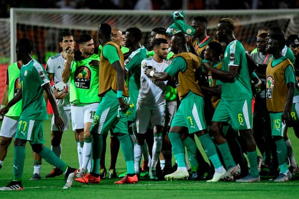 Đánh bại Senegal, Algeria vô địch cúp châu Phi sau 29 năm - 5 Đánh bại Senegal, Algeria vô địch cúp châu Phi sau 29 năm - 5