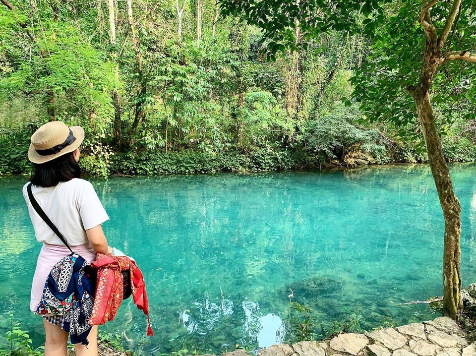 “Phát sốt” với con suối có màu xanh ngọc bích, đẹp như tiên cảnh ở Cao Bằng - 6 “Phát sốt” với con suối có màu xanh ngọc bích, đẹp như tiên cảnh ở Cao Bằng - 6