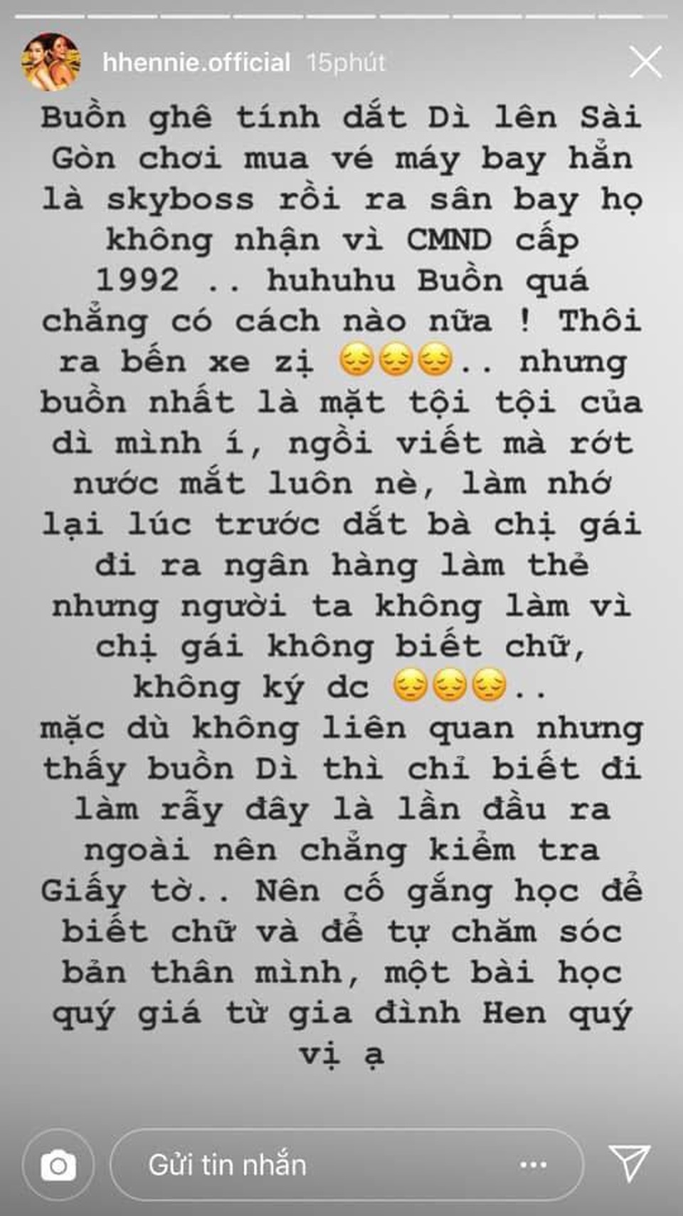 HHen Niê tủi thân vì gia đình xuất phát từ “nghèo khổ” - 1 HHen Niê tủi thân vì gia đình xuất phát từ “nghèo khổ” - 1