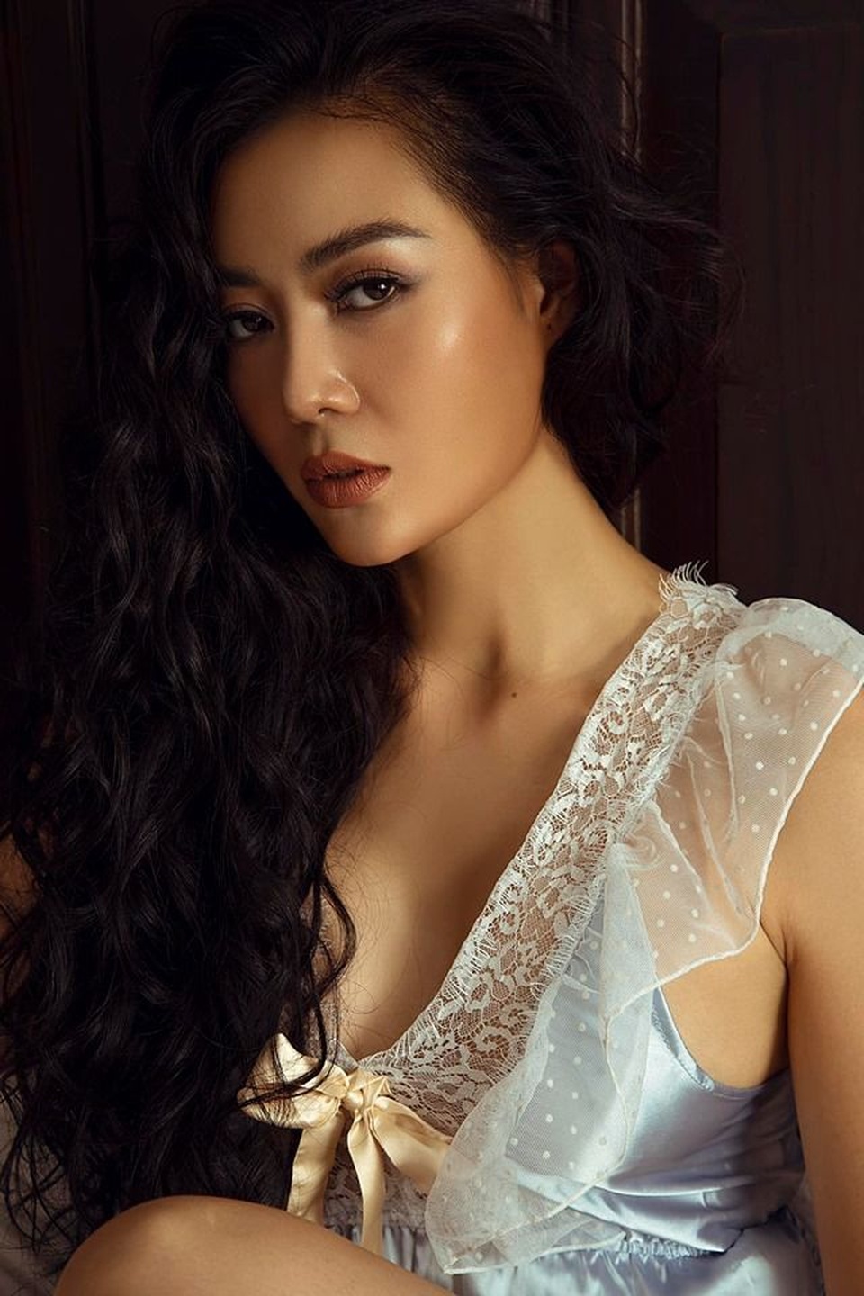 Chú rể kém cô dâu 10 tuổi gây chú ý trong showbiz Việt - 13 Chú rể kém cô dâu 10 tuổi gây chú ý trong showbiz Việt - 13