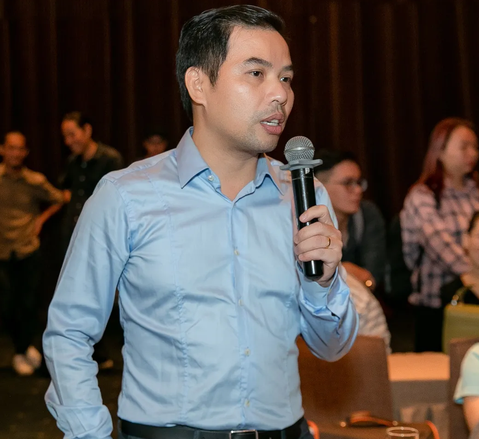 Trương Ngọc Ánh gợi cảm với vest lộ nội y đọ dáng cùng dàn “Mỹ nhân hành động” - 5 Trương Ngọc Ánh gợi cảm với vest lộ nội y đọ dáng cùng dàn “Mỹ nhân hành động” - 5
