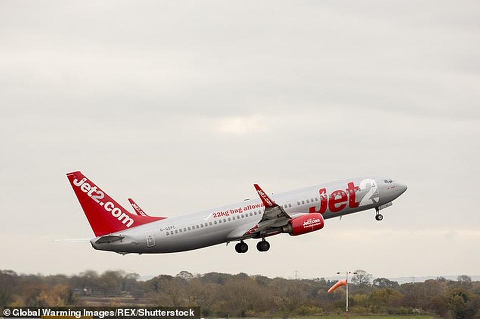 Hành khách nhận phạt 2,4 tỷ đồng và cấm bay suốt đời - 3