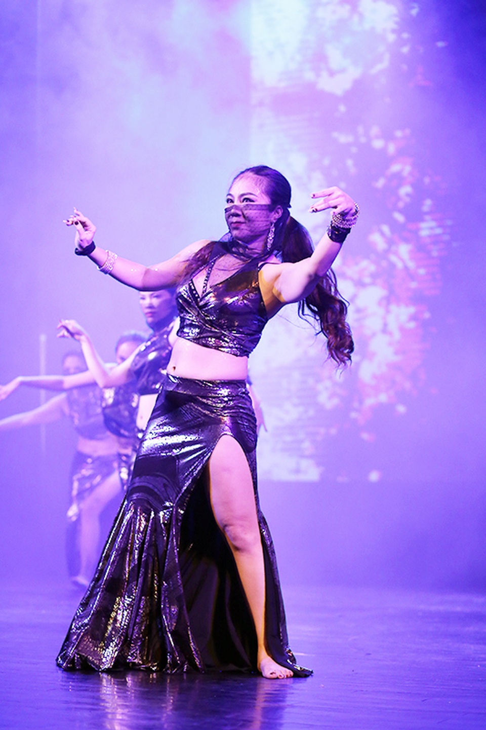 Đêm hội ngộ nóng bỏng của những vũ công bellydance - 1 Đêm hội ngộ nóng bỏng của những vũ công bellydance - 1