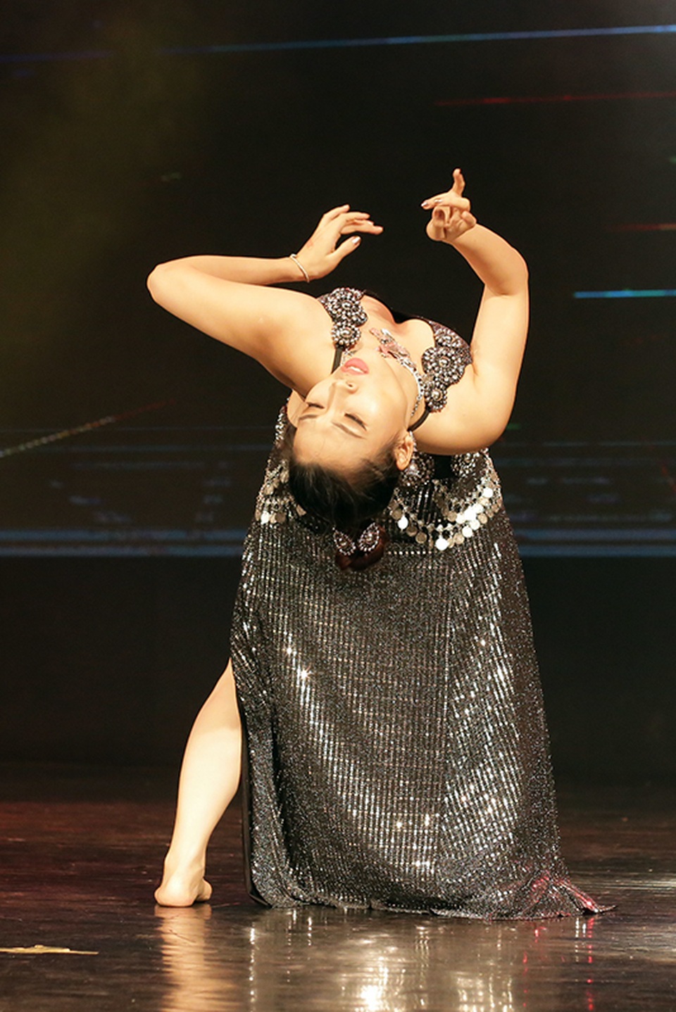 Đêm hội ngộ nóng bỏng của những vũ công bellydance - 7 Đêm hội ngộ nóng bỏng của những vũ công bellydance - 7