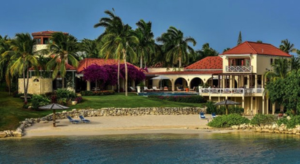 Cận cảnh kì nghỉ hè sang chảnh thượng hạng của Messi - 2