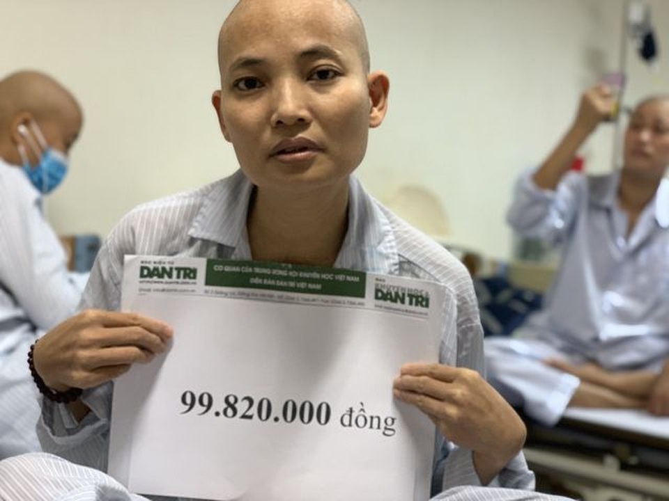 Người phụ nữ bất hạnh trút hơi thở cuối cùng trong vòng tay nhân ái của bạn đọc Dân trí - 4 Người phụ nữ bất hạnh trút hơi thở cuối cùng trong vòng tay nhân ái của bạn đọc Dân trí - 4