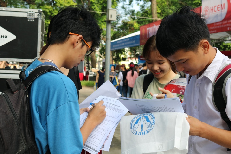 Tối nay, các trường đại học bắt đầu công bố điểm chuẩn năm 2019 - 1 Tối nay, các trường đại học bắt đầu công bố điểm chuẩn năm 2019 - 1