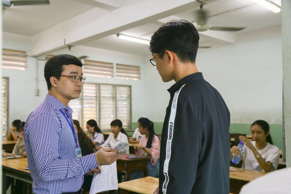 Hơn 2.800 thí sinh dự kỳ thi Kiểm tra năng lực giành suất vào ĐH Luật TPHCM - 2 Hơn 2.800 thí sinh dự kỳ thi Kiểm tra năng lực giành suất vào ĐH Luật TPHCM - 2