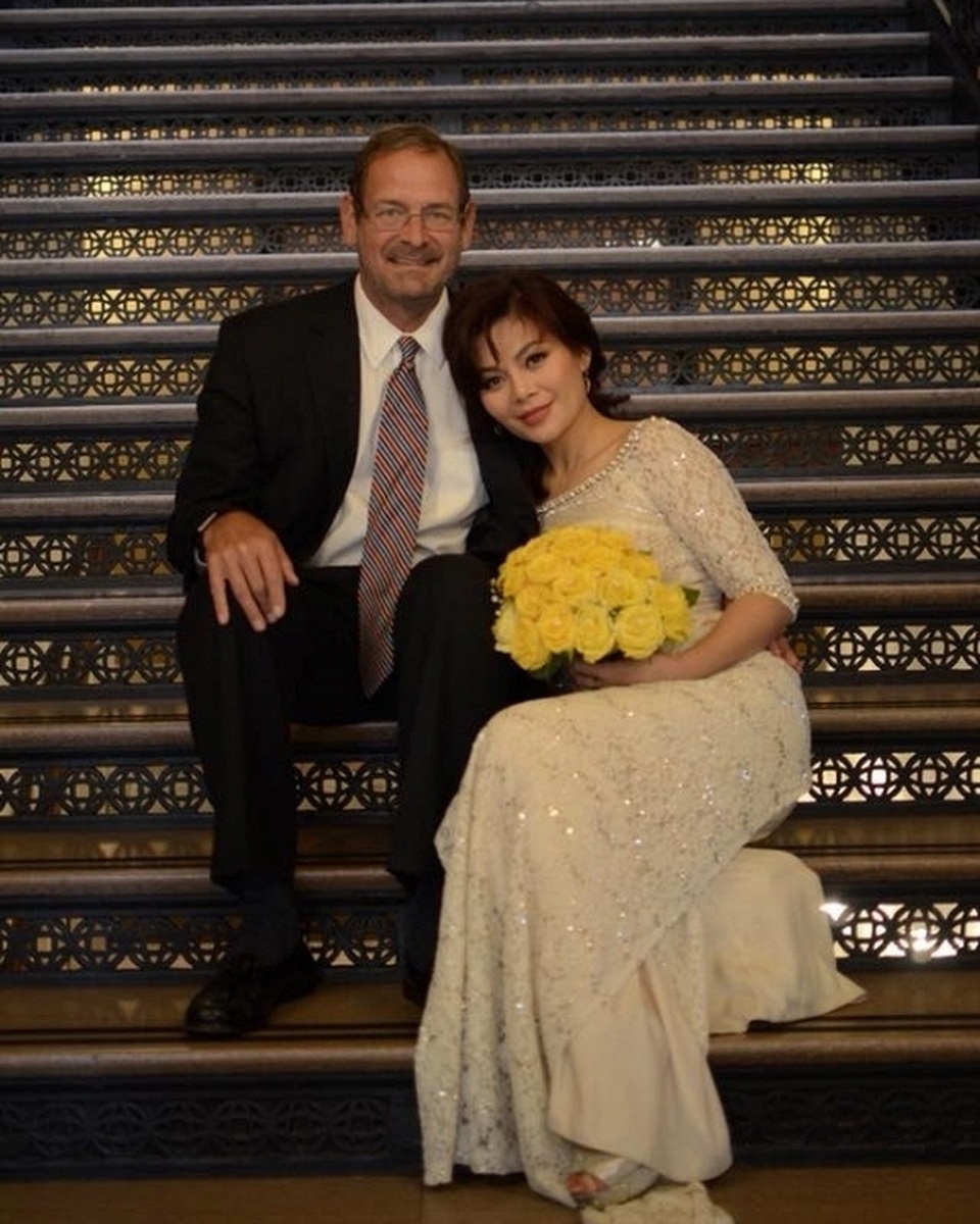 Hôn nhân ngọt ngào của Ngọc Anh 3A với chồng Tây qua lời Bằng Kiều, Quang Dũng - 1 Hôn nhân ngọt ngào của Ngọc Anh 3A với chồng Tây qua lời Bằng Kiều, Quang Dũng - 1