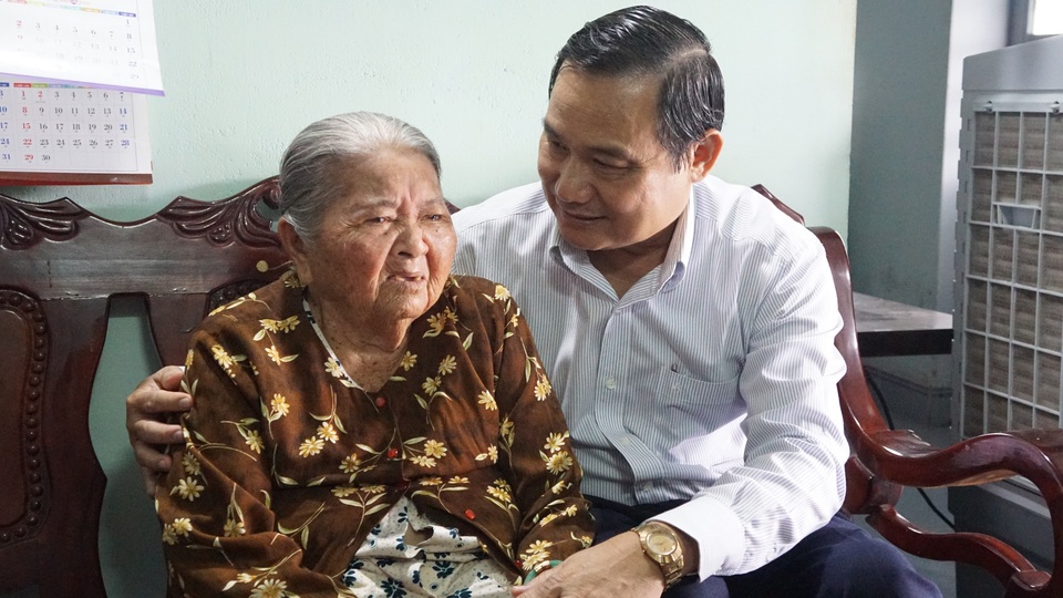 Ngành Điện miền Nam với nhiều hoạt động ý nghĩa hướng đến Ngày Thương binh, liệt sĩ 27/7 - 4 Ngành Điện miền Nam với nhiều hoạt động ý nghĩa hướng đến Ngày Thương binh, liệt sĩ 27/7 - 4