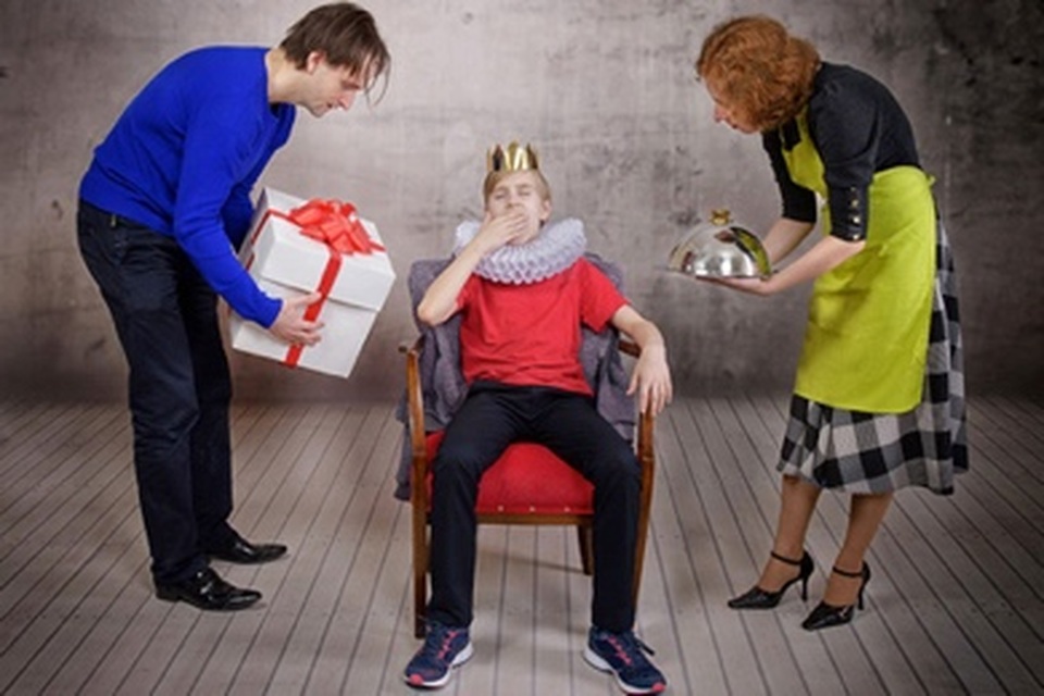 Bạn có đang chiều hư con cái? - 1