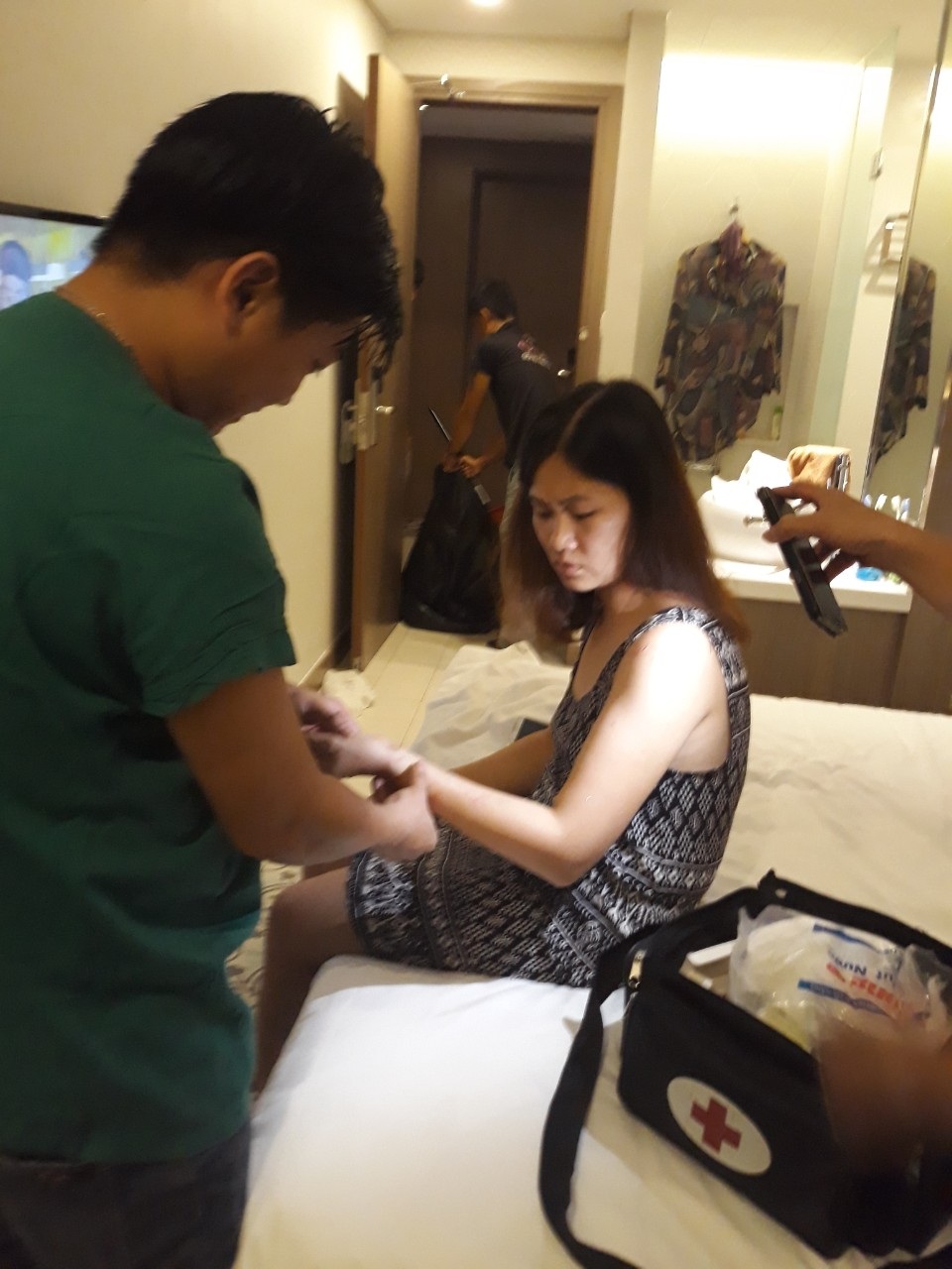 Sự cố hi hữu xẩy ra khi đi nghỉ ở khách sạn Cocobay - 3 Sự cố hi hữu xẩy ra khi đi nghỉ ở khách sạn Cocobay - 3