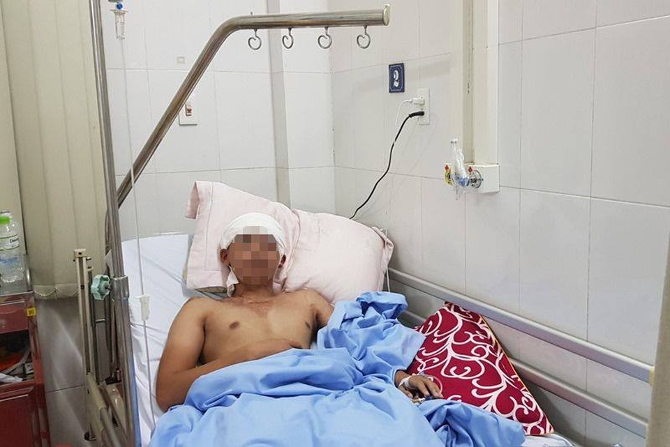 Tái tạo dương vật cho chàng thanh niên chịu cảnh “tè ngồi” 10 năm sau bỏng điện cao thế - 1 Tái tạo dương vật cho chàng thanh niên chịu cảnh “tè ngồi” 10 năm sau bỏng điện cao thế - 1