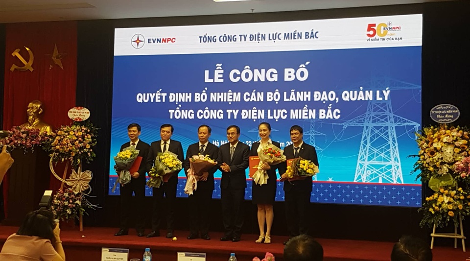 Công bố Quyết định bổ nhiệm cán bộ lãnh đạo, quản lý Tổng công ty Điện lực miền Bắc - 2 Công bố Quyết định bổ nhiệm cán bộ lãnh đạo, quản lý Tổng công ty Điện lực miền Bắc - 2
