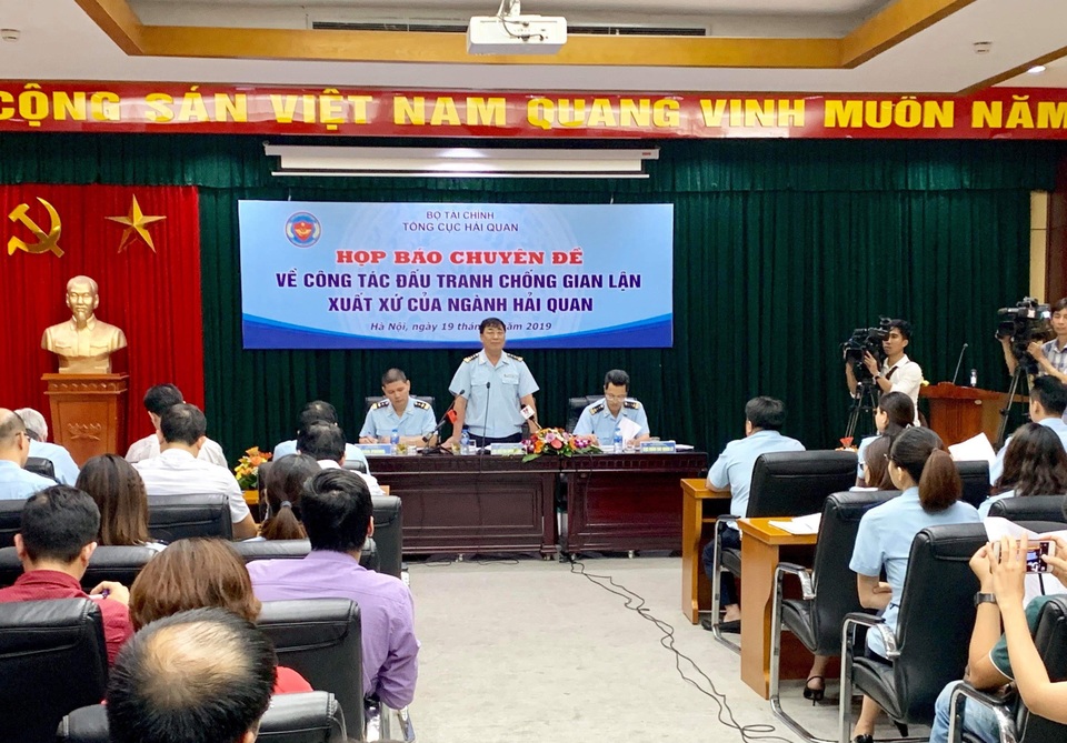 Nhiều phương thức giả mạo, gian lận xuất xứ hàng hoá - 1