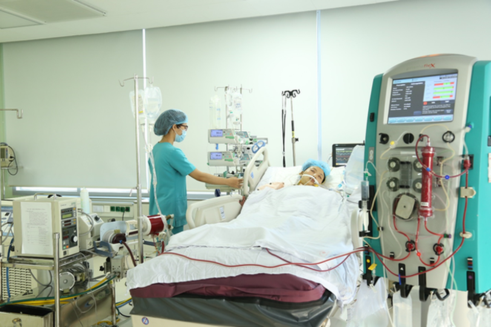 Bạn đọc Dân trí cùng nhà hảo tâm giúp đỡ nữ sinh viên nhập viện bất thường vượt qua cơn nguy kịch - 1 Bạn đọc Dân trí cùng nhà hảo tâm giúp đỡ nữ sinh viên nhập viện bất thường vượt qua cơn nguy kịch - 1