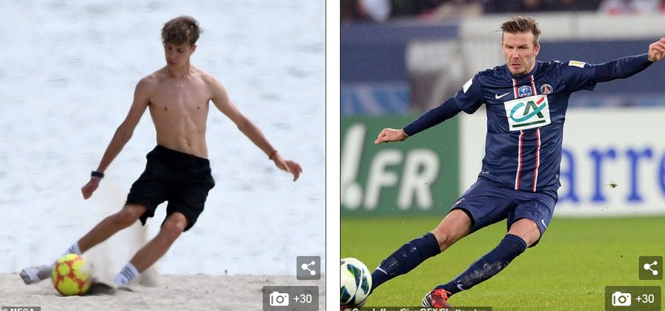 Các con của David Beckham đá bóng trên biển - 2 Các con của David Beckham đá bóng trên biển - 2