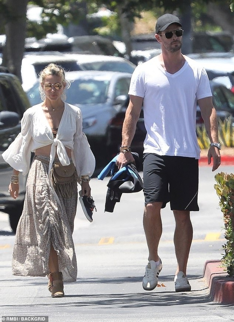 Chris Hemsworth đẹp đôi bên vợ hơn 7 tuổi - 7 Chris Hemsworth đẹp đôi bên vợ hơn 7 tuổi - 7