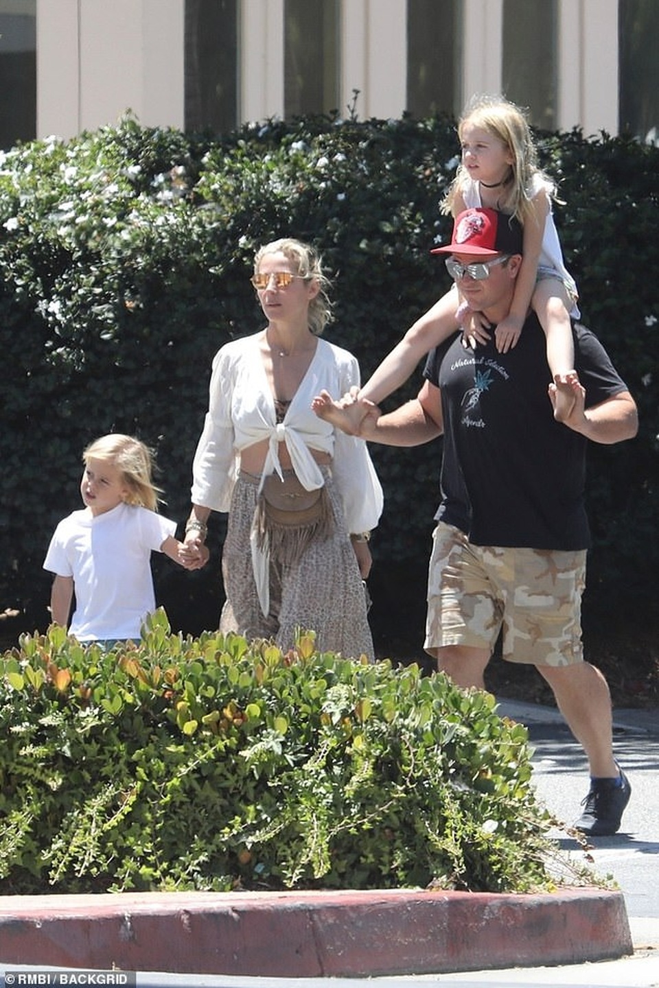 Chris Hemsworth đẹp đôi bên vợ hơn 7 tuổi - 6 Chris Hemsworth đẹp đôi bên vợ hơn 7 tuổi - 6