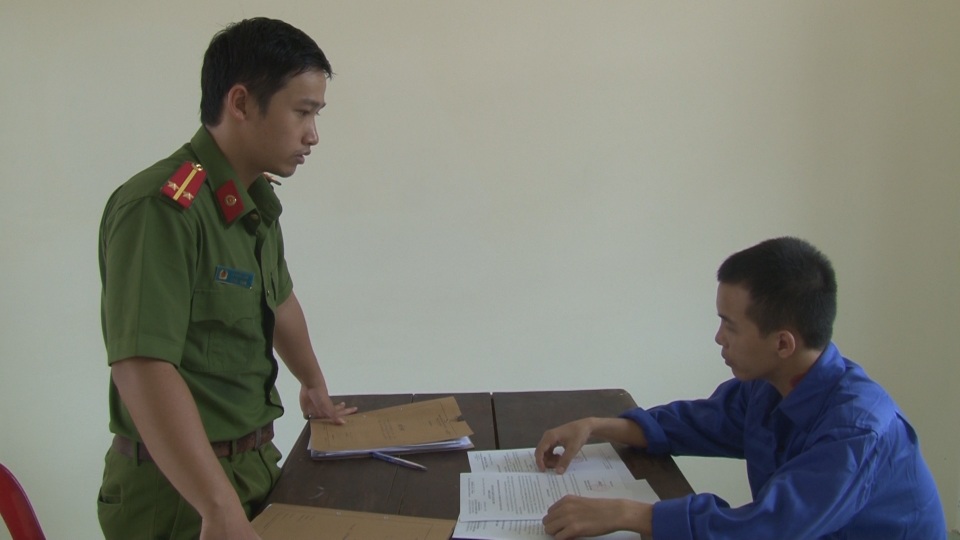 Gạ những cô gái trẻ mua bán dâm giá cao để lừa tình và tiền - 1 Gạ những cô gái trẻ mua bán dâm giá cao để lừa tình và tiền - 1