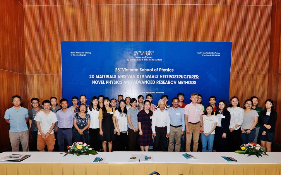 Trường học Vật lý Việt Nam, hội tụ các tài năng trẻ - 1 Trường học Vật lý Việt Nam, hội tụ các tài năng trẻ - 1