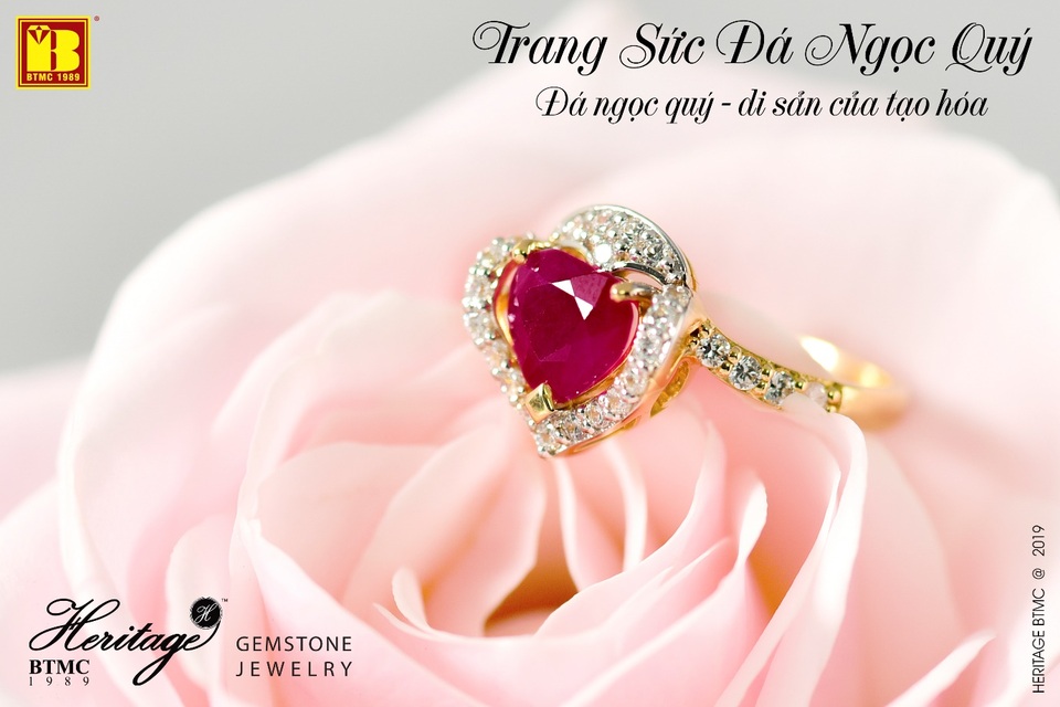 Bí kíp chọn trang sức gắn đá quý Ruby không phải ai cũng biết - 2 Bí kíp chọn trang sức gắn đá quý Ruby không phải ai cũng biết - 2
