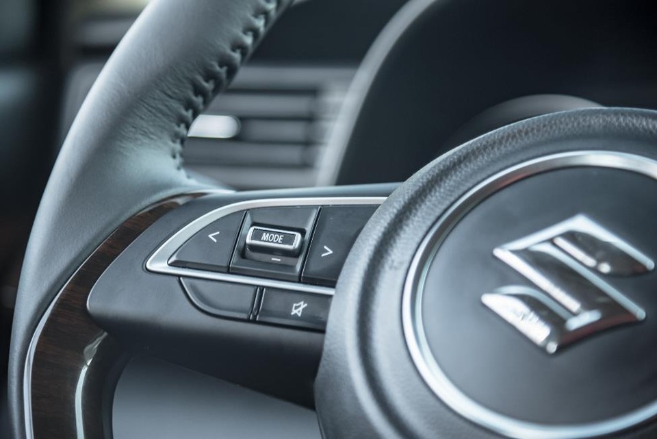 Đánh giá Suzuki Ertiga 2019 - Xe 7 chỗ đa dụng cho gia đình Việt - 14 Đánh giá Suzuki Ertiga 2019 - Xe 7 chỗ đa dụng cho gia đình Việt - 14