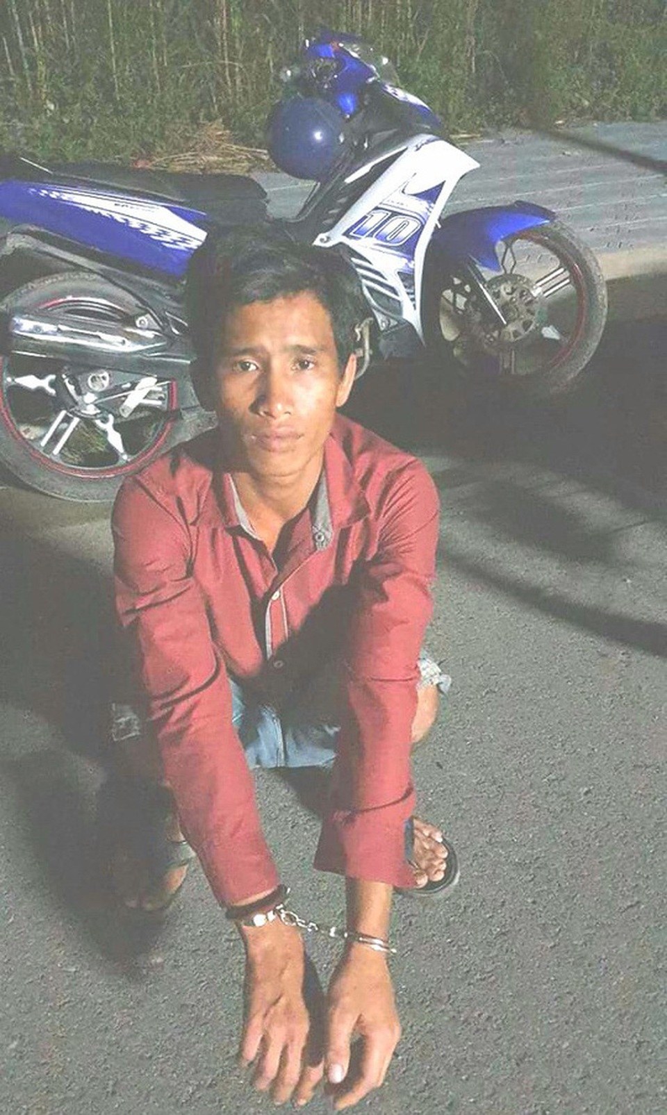 Kẻ trộm điện thoại xin tha thứ, trung tá công an hứa giúp việc làm - 2 Kẻ trộm điện thoại xin tha thứ, trung tá công an hứa giúp việc làm - 2