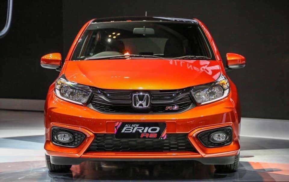 Khách Việt hoan hỉ mua ô tô đại hạ giá, tránh tháng cô hồn - 1 Khách Việt hoan hỉ mua ô tô đại hạ giá, tránh tháng cô hồn - 1