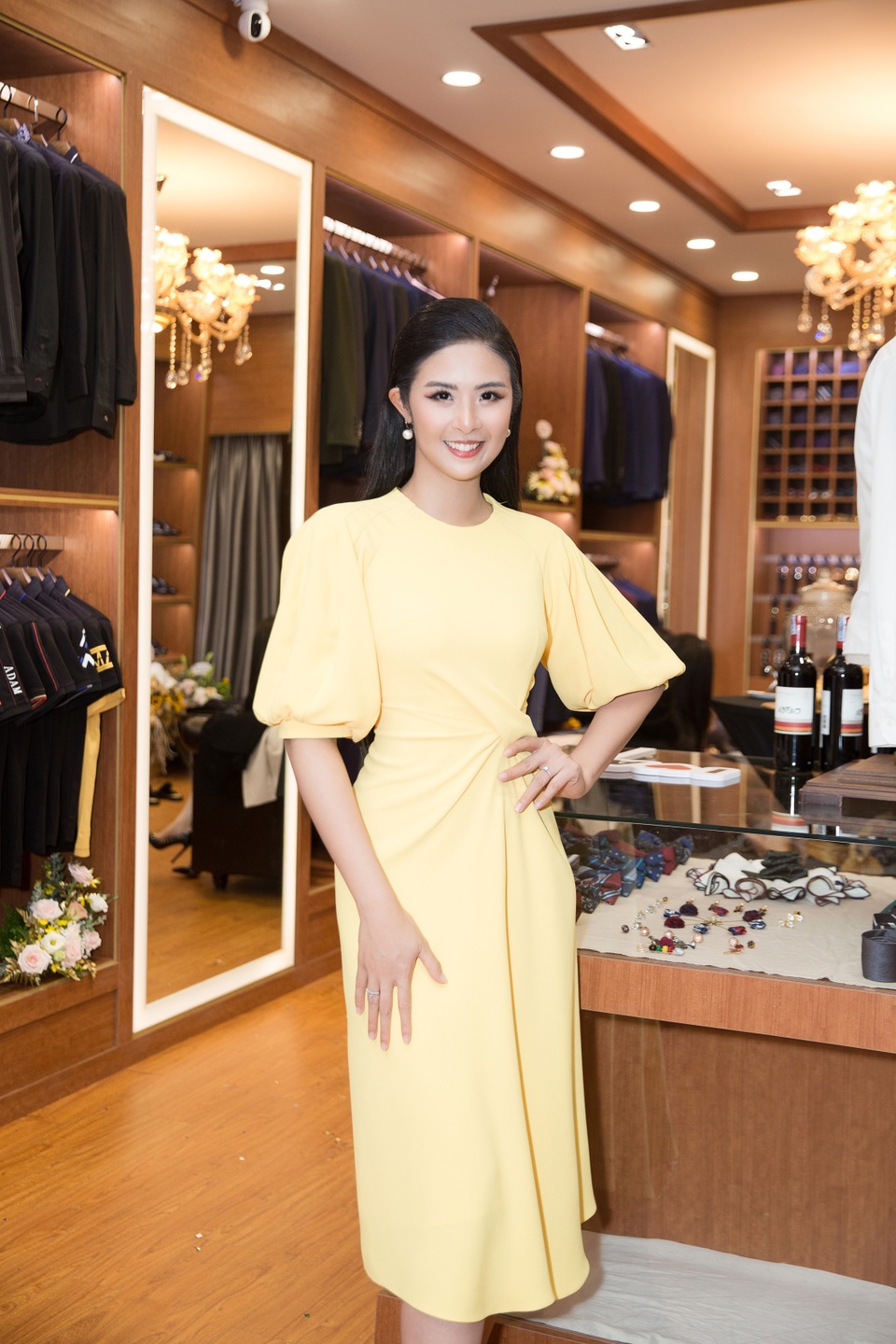 Hoa hậu Ngọc Hân chia sẻ từng lo sợ thất bại đến bạc cả tóc - 1