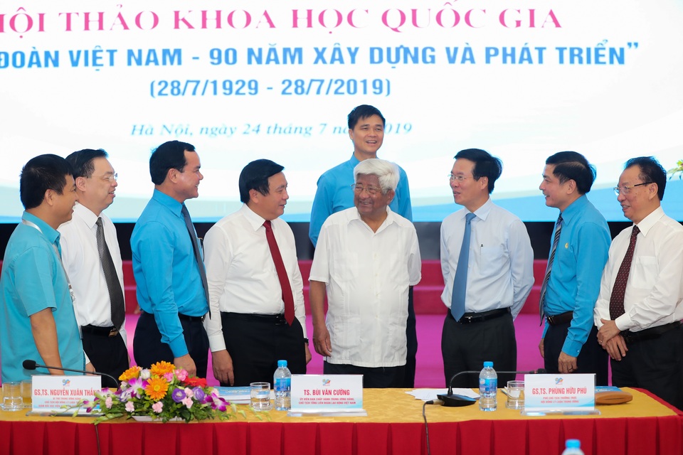 Thách thức không nhỏ của tổ chức công đoàn trong giai đoạn mới - 1 Thách thức không nhỏ của tổ chức công đoàn trong giai đoạn mới - 1