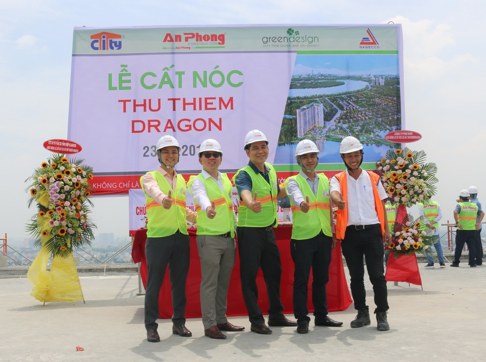 Lễ cất nóc Thủ Thiêm Dragon quận 2 - 2 Lễ cất nóc Thủ Thiêm Dragon quận 2 - 2