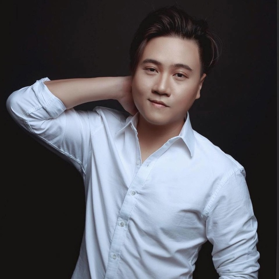 Vương Anh Tú giúp Anh Duy ra mắt Anh cứ đi đi II - 1 Vương Anh Tú giúp Anh Duy ra mắt Anh cứ đi đi II - 1