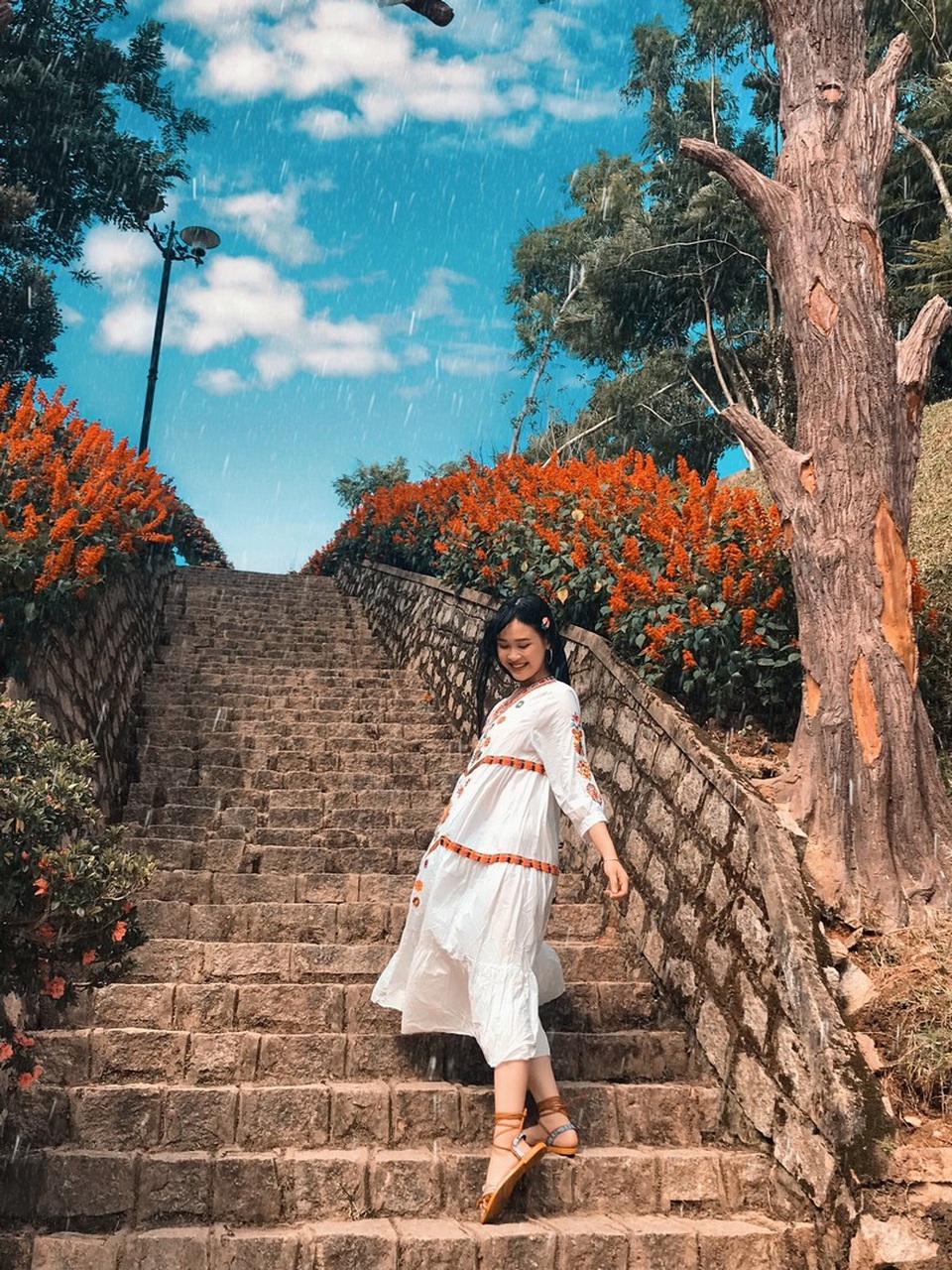 Á khôi sinh viên Việt Nam vừa xinh đẹp vừa học giỏi Văn - 3 Á khôi sinh viên Việt Nam vừa xinh đẹp vừa học giỏi Văn - 3