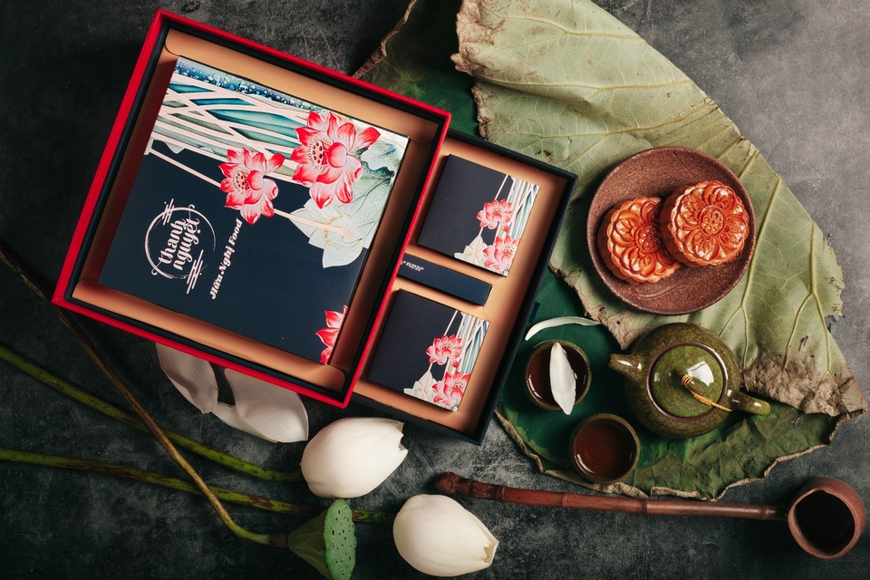 Bánh Trung thu Hữu Nghị - “Trọn vị thân quen” cùng diện mạo mới - 2 Bánh Trung thu Hữu Nghị - “Trọn vị thân quen” cùng diện mạo mới - 2