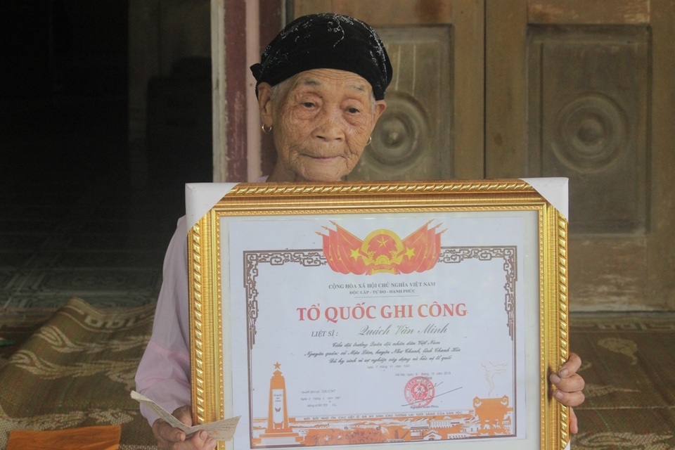 “Biết đâu giấy báo tử sai, các con lại về với mẹ!” - 4 “Biết đâu giấy báo tử sai, các con lại về với mẹ!” - 4