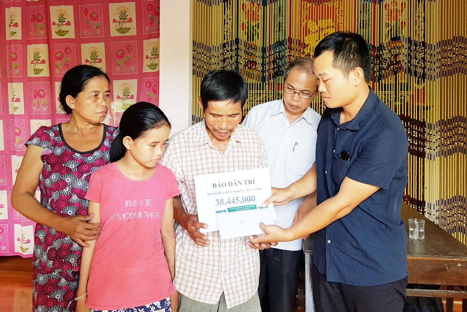 Bạn đọc giúp đỡ cựu binh có 2 người con bị suy thận gần 40 triệu đồng - 2