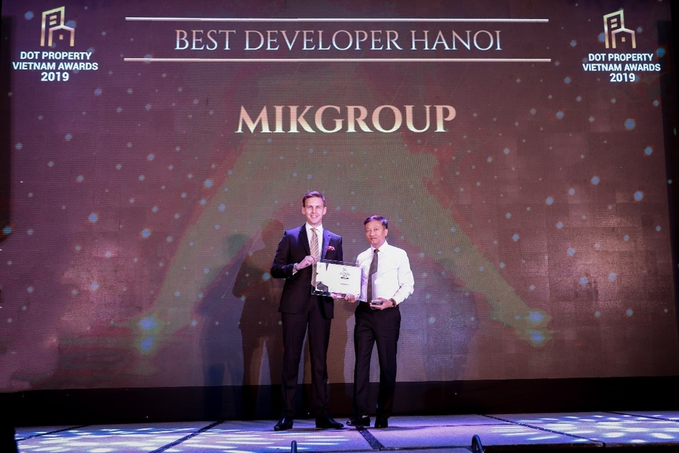 MIKGroup bội thu giải thưởng tại Dot Property Vietnam Awards 2019 - 2 MIKGroup bội thu giải thưởng tại Dot Property Vietnam Awards 2019 - 2