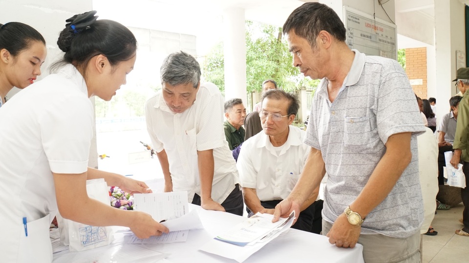 Bệnh viện Đa khoa Phương Đông tri ân ngày Thương binh liệt sỹ 27/7 - 2 Bệnh viện Đa khoa Phương Đông tri ân ngày Thương binh liệt sỹ 27/7 - 2