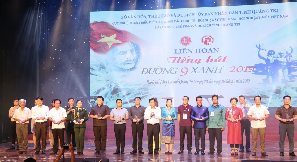 Bế mạc Liên hoan Tiếng hát Đường 9 Xanh 2019 - 1 Bế mạc Liên hoan Tiếng hát Đường 9 Xanh 2019 - 1
