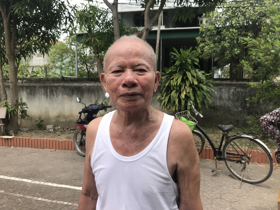 Nghệ An: Điện yếu gây cháy hàng loạt thiết bị, cả xóm bức xúc phản đối đóng tiền - 2