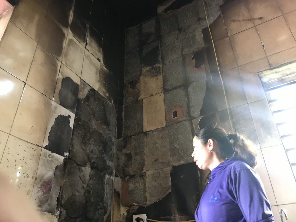 Nghệ An: Điện yếu gây cháy hàng loạt thiết bị, cả xóm bức xúc phản đối đóng tiền - 3