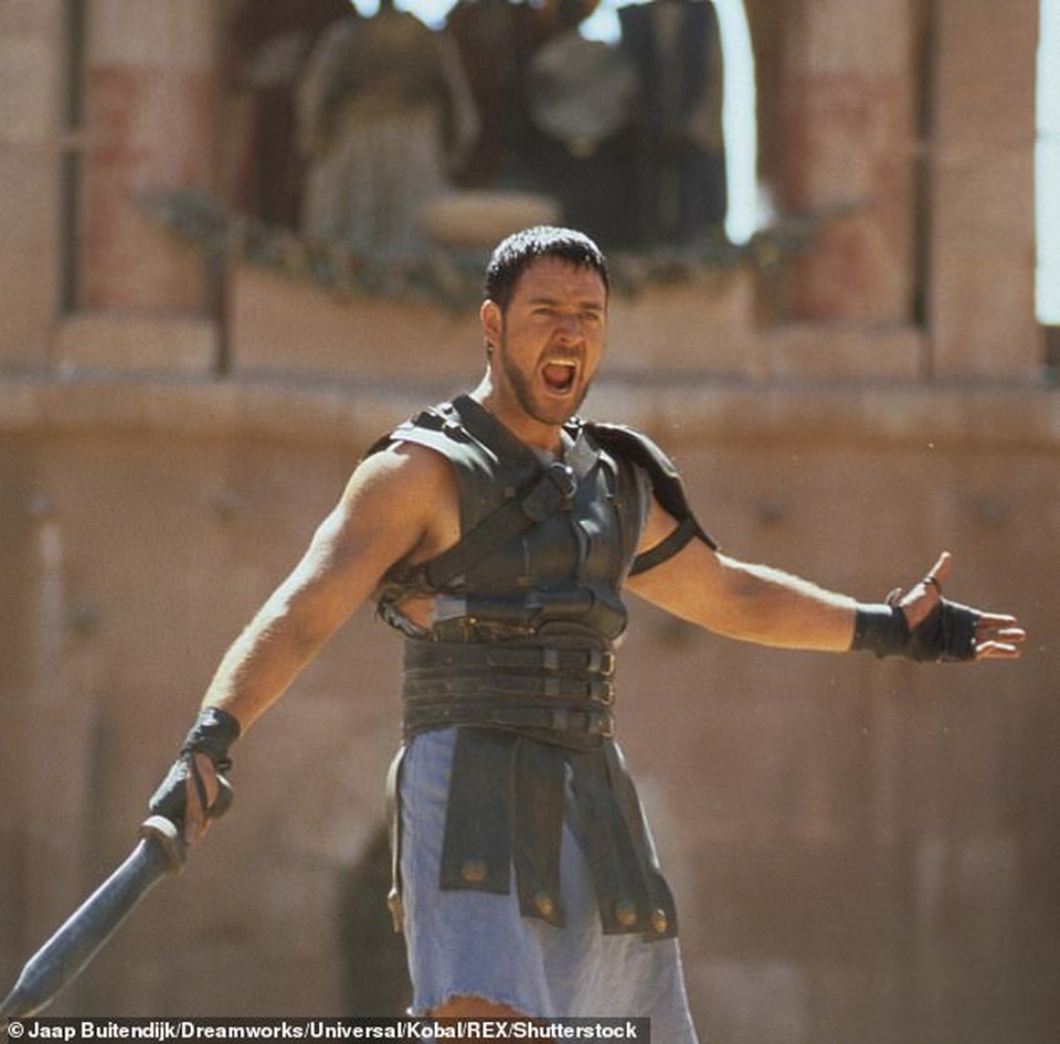 Choáng với hình ảnh mới của Võ sĩ giác đấu Russell Crowe - 2 Choáng với hình ảnh mới của Võ sĩ giác đấu Russell Crowe - 2