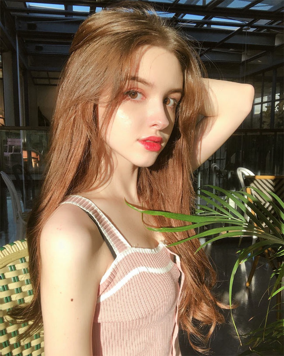 Rãnh bụng sâu hút, rốn cũng phải đẹp: 6 chuẩn body 2019 phụ nữ nô nức chạy theo - 13 Rãnh bụng sâu hút, rốn cũng phải đẹp: 6 chuẩn body 2019 phụ nữ nô nức chạy theo - 13