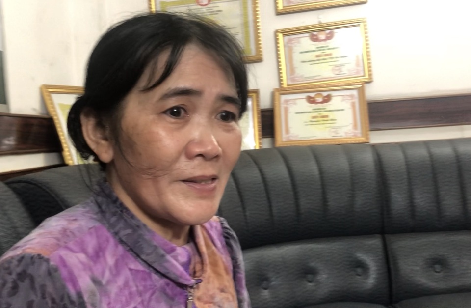 Mẹ đơn thân nuôi con bại não: “Tôi chưa từng cầm trên tay số tiền lớn như này” - 2 Mẹ đơn thân nuôi con bại não: “Tôi chưa từng cầm trên tay số tiền lớn như này” - 2
