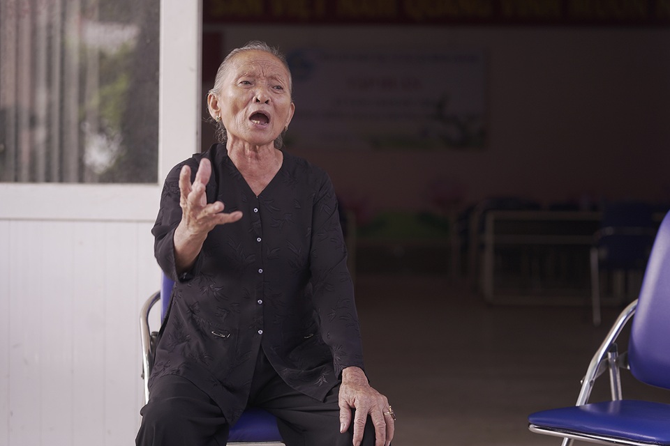 Xúc động dâng nén hương tưởng nhớ đồng đội đã ngã xuống hơn 50 năm trước - 1 Xúc động dâng nén hương tưởng nhớ đồng đội đã ngã xuống hơn 50 năm trước - 1
