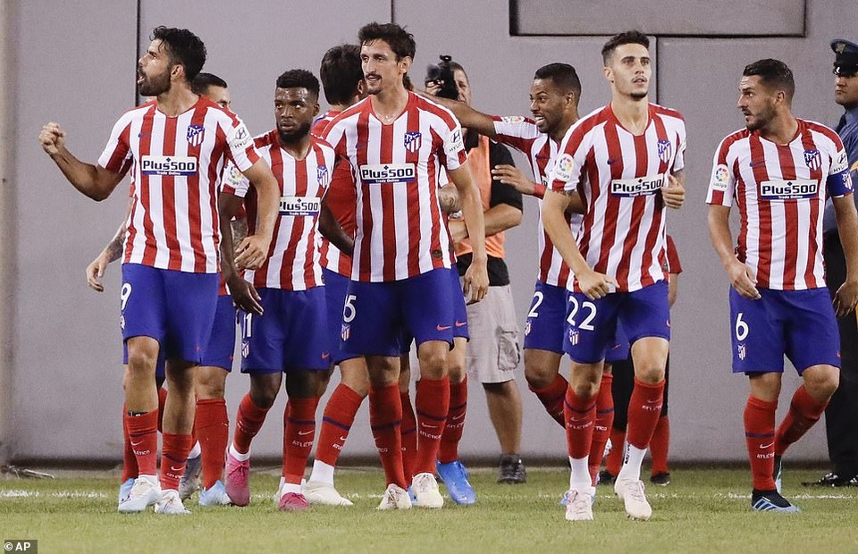 Real Madrid 3-7 Atletico: Nỗi thất vọng của HLV Zidane - 1 Real Madrid 3-7 Atletico: Nỗi thất vọng của HLV Zidane - 1