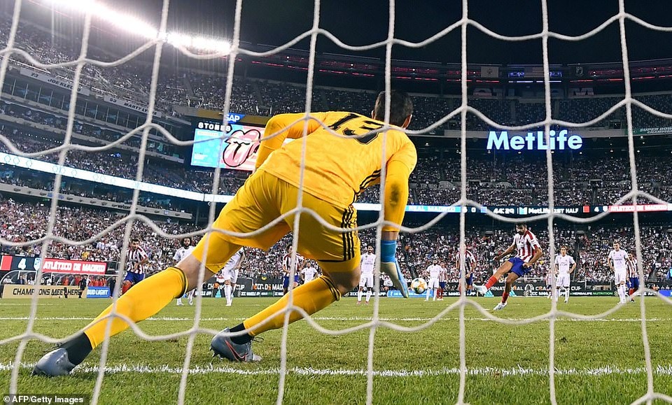 Real Madrid 3-7 Atletico: Nỗi thất vọng của HLV Zidane - 2 Real Madrid 3-7 Atletico: Nỗi thất vọng của HLV Zidane - 2