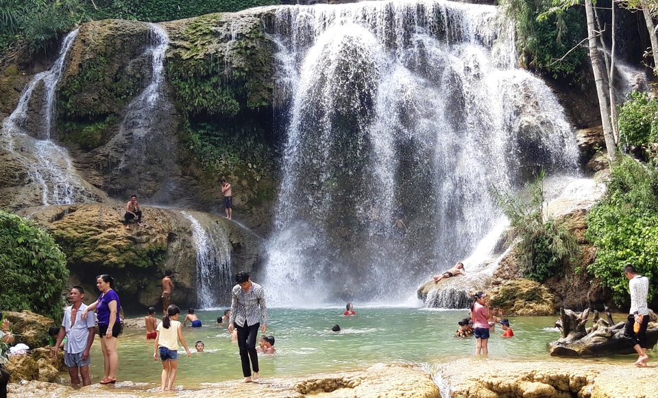 Vẻ đẹp hoang sơ, hùng vĩ không kém phần thơ mộng của Thác Mu - 14 Vẻ đẹp hoang sơ, hùng vĩ không kém phần thơ mộng của Thác Mu - 14