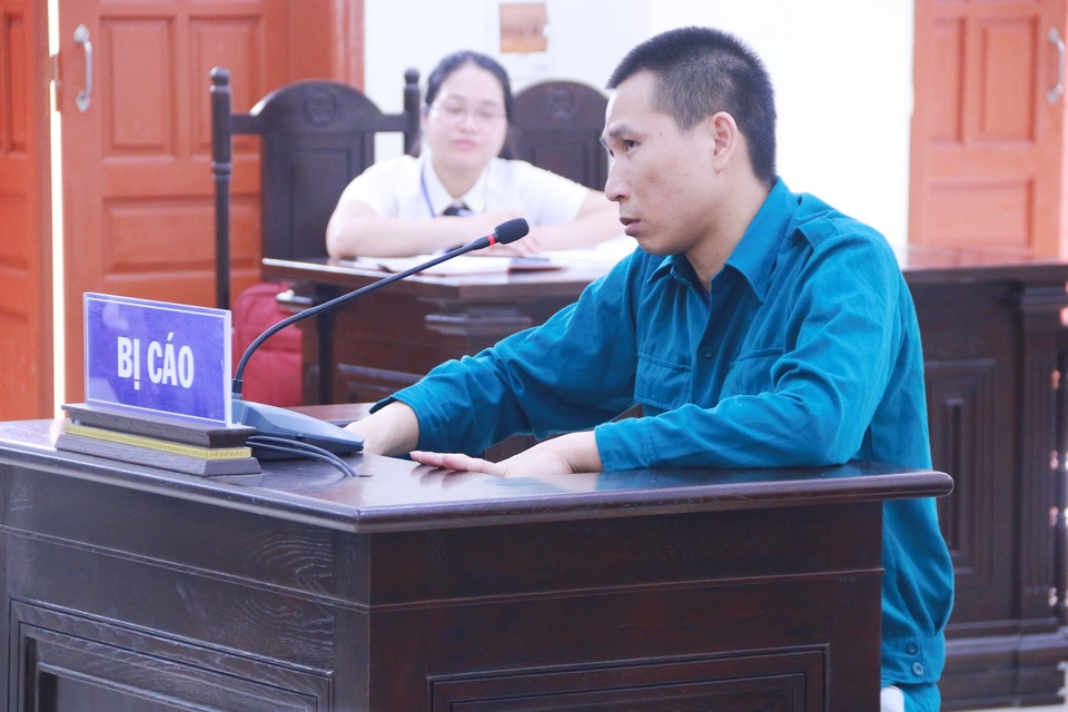 “Siêu trộm” đột nhập nhà đại gia “cuỗm” 200 cây vàng lĩnh án 20 năm tù - 2 “Siêu trộm” đột nhập nhà đại gia “cuỗm” 200 cây vàng lĩnh án 20 năm tù - 2
